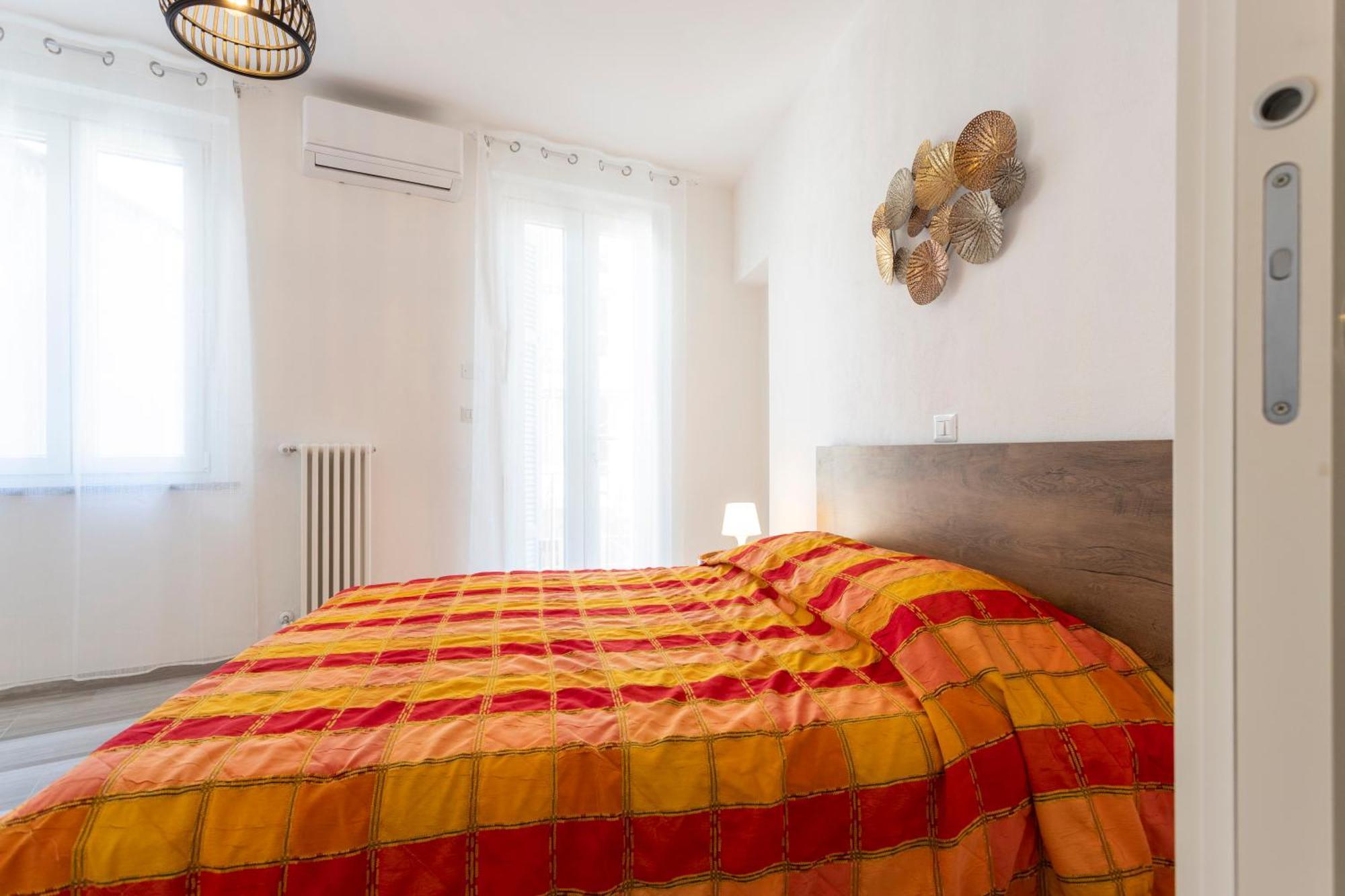 San Martino Suite โนวารา ภายนอก รูปภาพ
