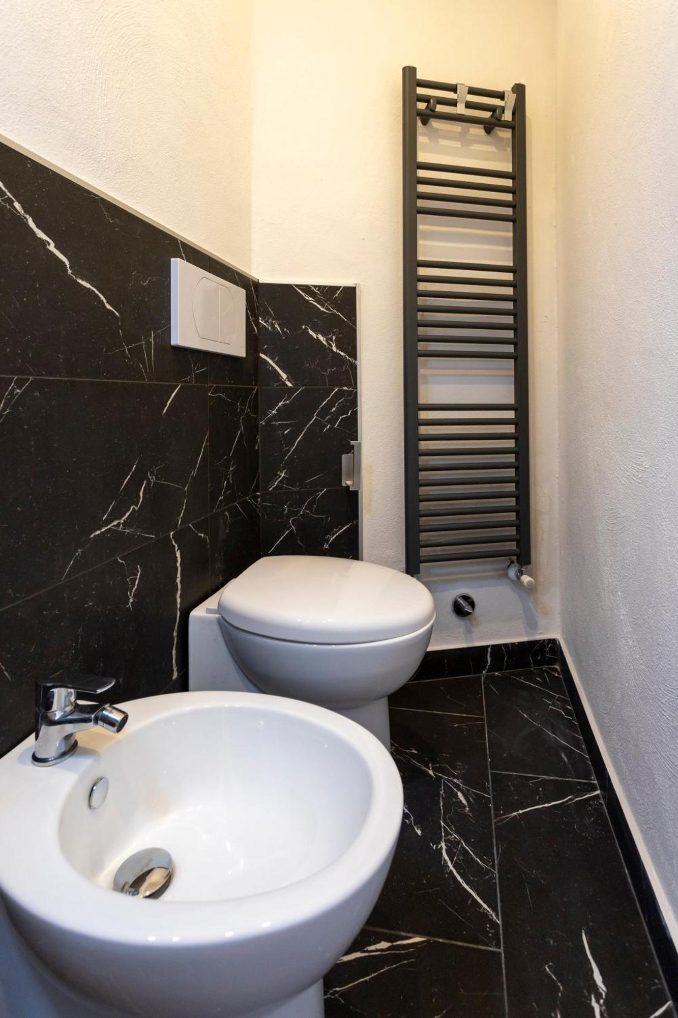 San Martino Suite โนวารา ภายนอก รูปภาพ