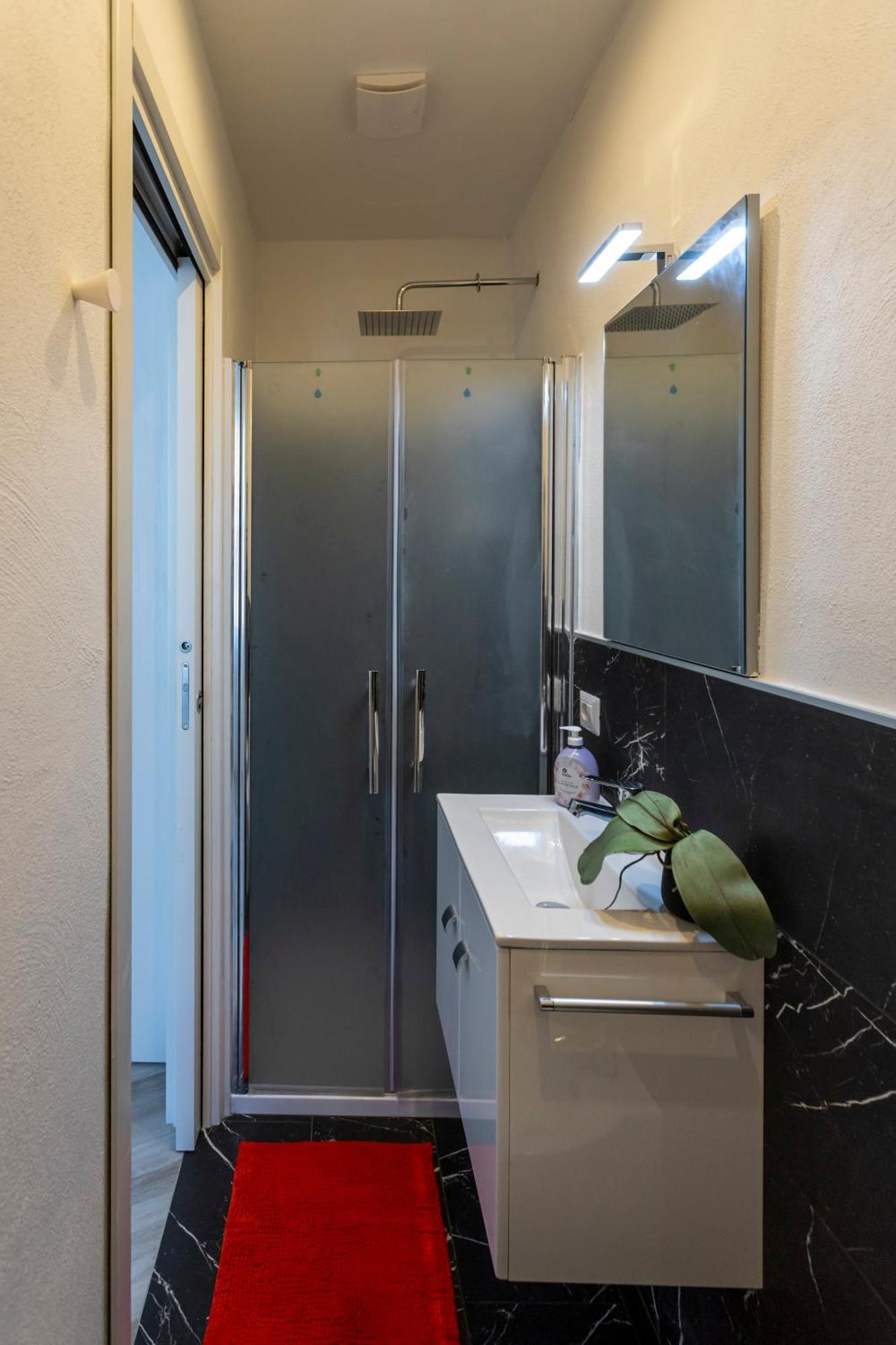 San Martino Suite โนวารา ภายนอก รูปภาพ